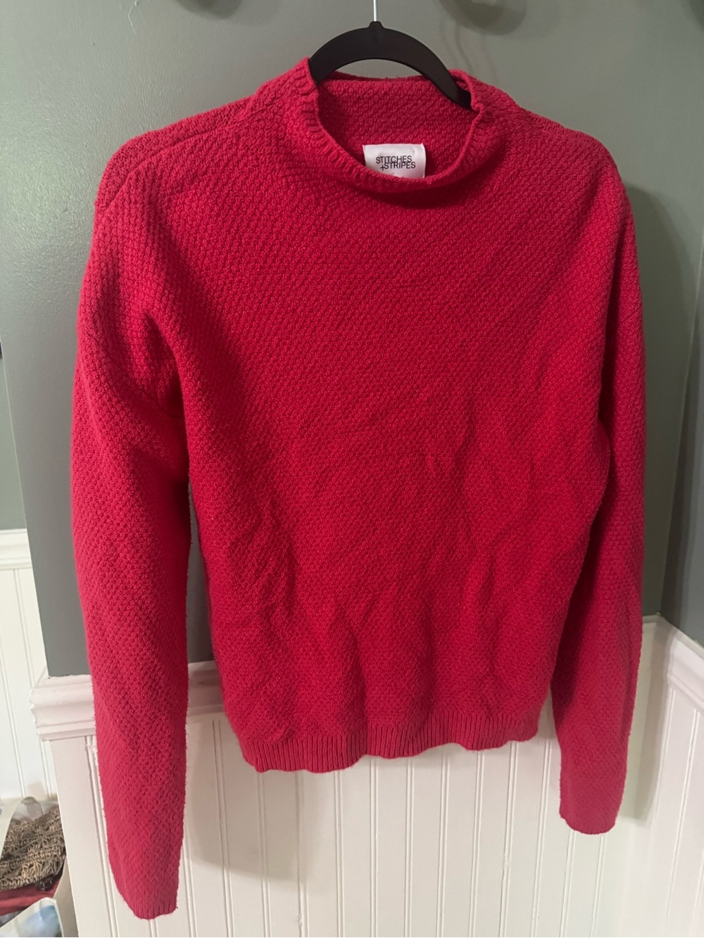 Stitches and Stripes Revolve Mock Neck Red/Punk Vibrant Sweter Medium.